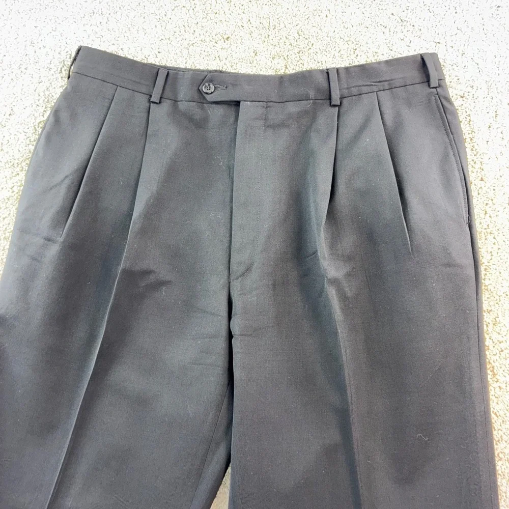 Jos A Banks Executive Collection Mens 36x30 Black Pleated Cuffed Career Trousers